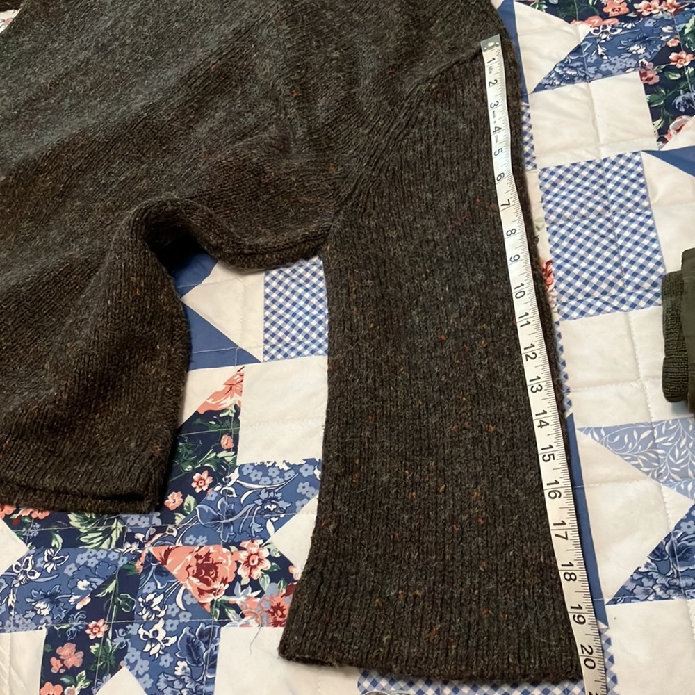 ⭐️ 5/$20 ⭐️ Hannah Cardigan - Picture 8 of 8